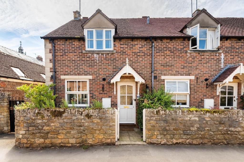 Central Village Cottage, The Corders Moreton-in-Marsh Exterior foto